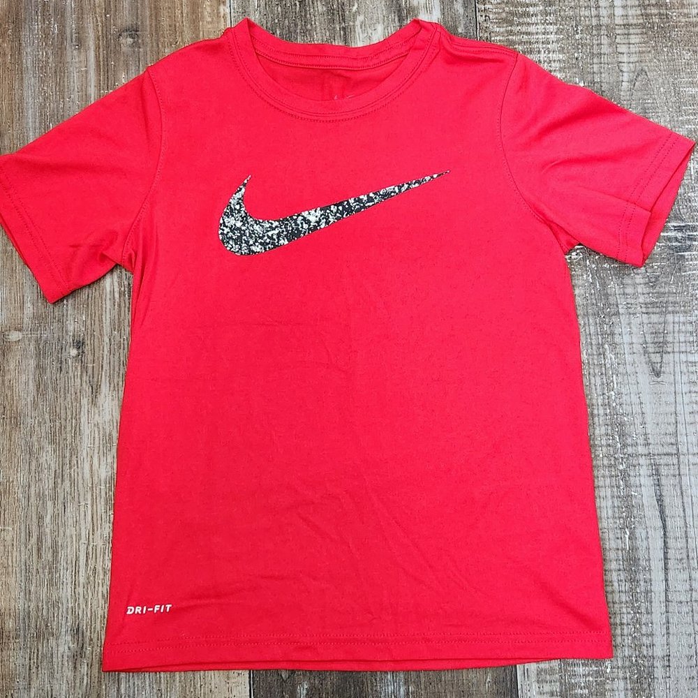 Boys Nike shirt